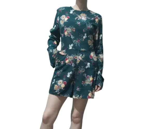 Bazar Macacão verde floral manga comprida feminino Brechó