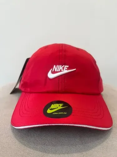 Boné Nike Esportivo Vermelho