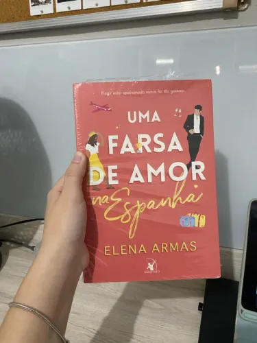 LIVRO UMA FARSA DE AMOR NA ESPANHA