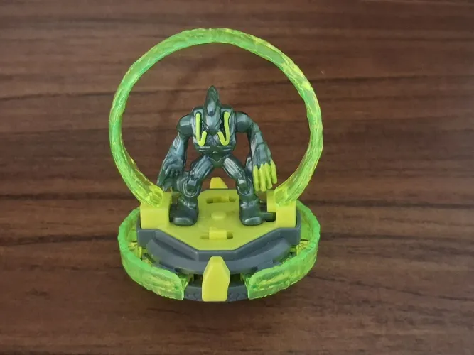 Max Steel Turbo Battler - Toxzon (2013)