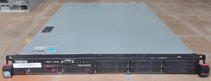 Servidor Lenovo RD540 2x Xeon 24 cores monto config q vc precisar