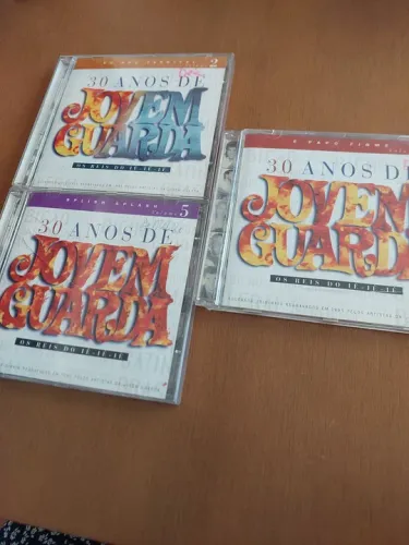 Coleção 30 anos de jovem guarda / Globo