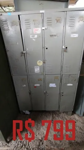 Vestiario 8 portas usado em bom estado