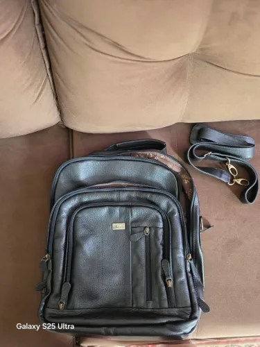 Mochila de Couro e tiracolo