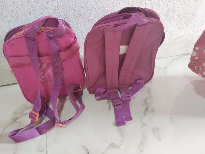 3 mochilas infantis