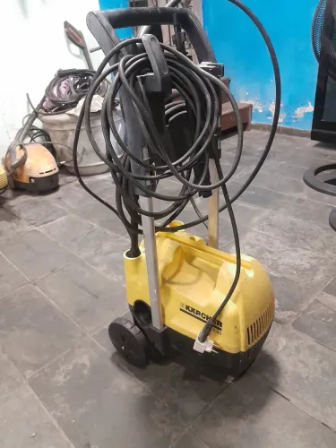 Lavadora de alta pressão karcher 330 127v