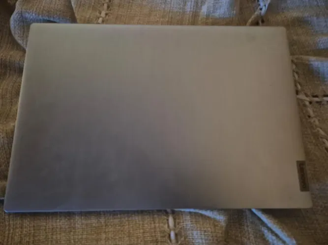 Notebook Lenovo Idea 3i Intel core i5, 8gb ram.