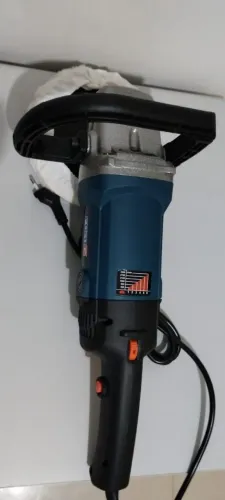 Politriz V8 Brasil profissional 6 velocidades 1200W.