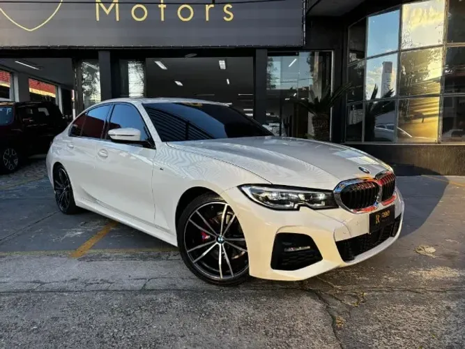 BMW 320I A 2.0 TB M Sport Activeflex 16V 4P 2022