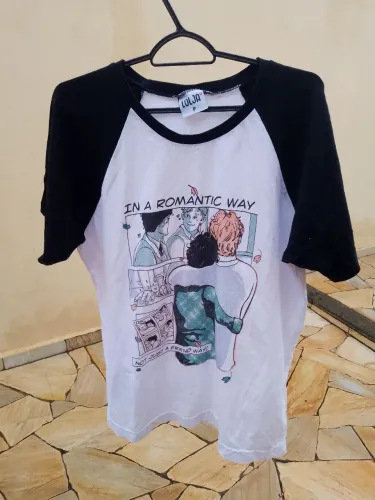 Camiseta Lolja Heartstopper - Tamanho P