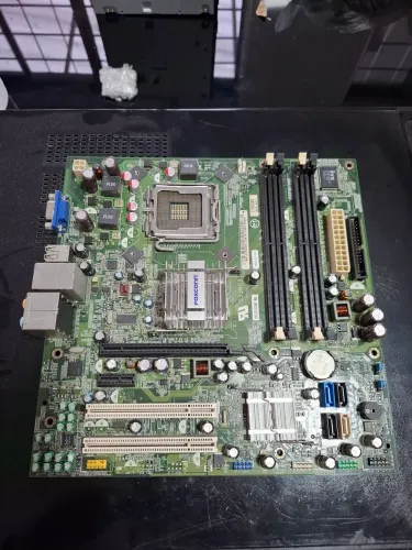 Placa-mãe Foxconn G33M02 - Intel LGA775 - Dell Inspiron 200