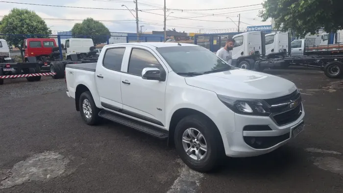 Chevrolet S10 Pick-up LS 2.8 TDI 4X4 CD Dies. Mec. 2018