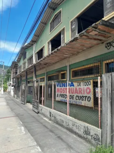 LOJA COMERCIAL - GALPÃO