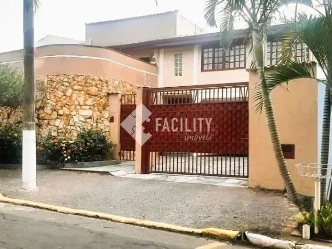 Casa a venda na Vila Nogueira Campinas