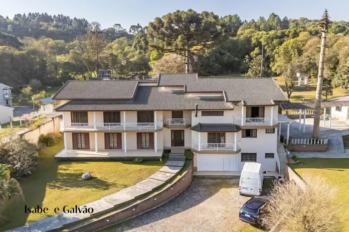 Chácara Exclusiva em Colombo 8.504m² | Salão de Festas| Piscina Coberta