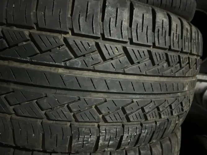 Pneu 265/50/20 Pirelli 85 % Vida util