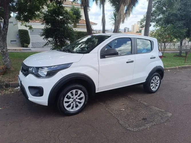 Fiat Mobi Like 1.0 Fire Flex 5P. 2021