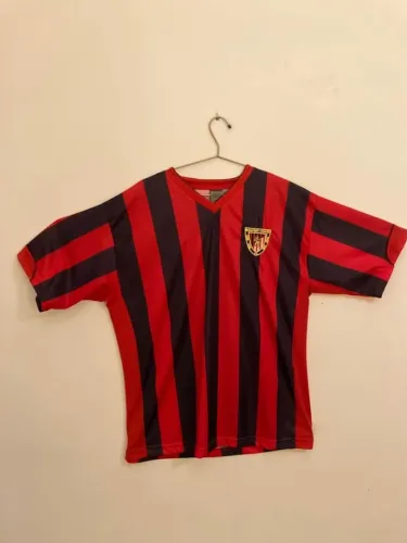 Camisa de Futebol Budapest Honvéd FC - Hungria
