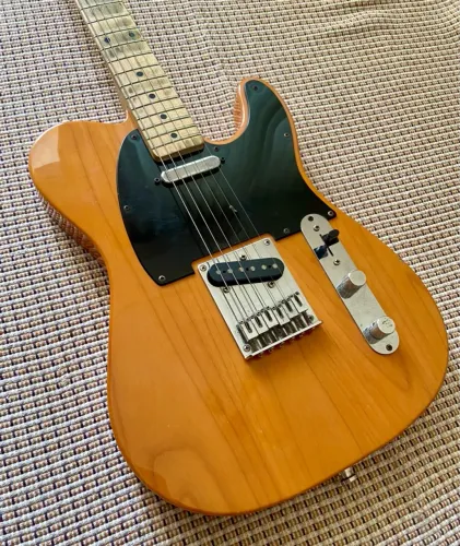 guitarra fender squier affinity telecaster