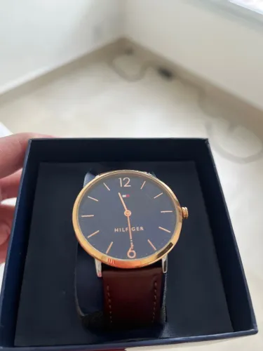 Relógio Tommy Hilfiger Original - Elegância e Estilo