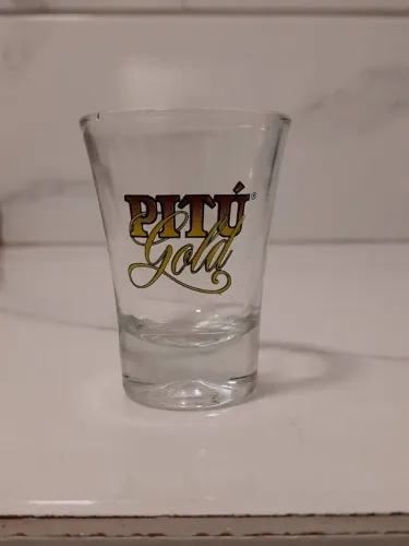1 Copo de Shot - Pitu 