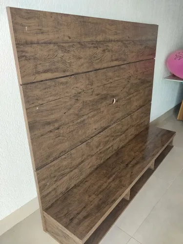 Painel para TV Rústico em Madeira