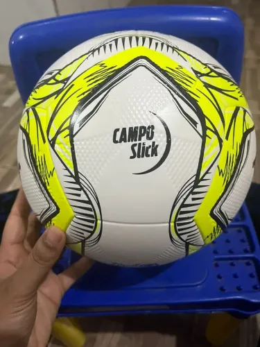 Bola de Futebol Campo Slick