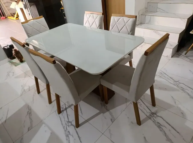 Mesa de Jantar 6 Lugares cadeiras em Madeira Super Elegante