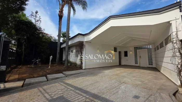 Maravilhosa Casa térrea disponível para locação!