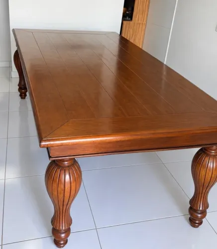 Mesa Colonial