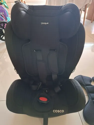 Cadeirinha de bebê para carro, bebê conforto automóvel - Unique Cosco. De 0 - 36kg