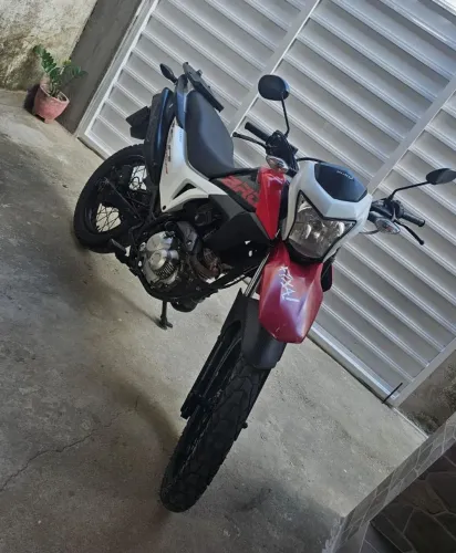 Vendo Bros 160 muito conservada