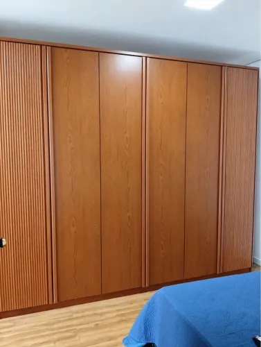 Guarda roupa novíssimo á venda