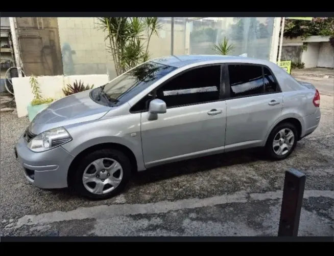Nissan Tiida Sedan 1.8 16V Flex Fuel 4P 2011