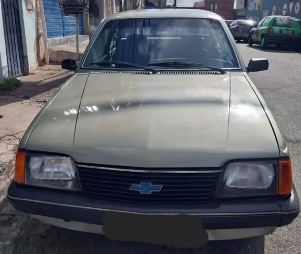 Chevrolet Monza GL 1.8 Efi/ SL/ L/ 650/barc. 2e4p (álcool) 1994