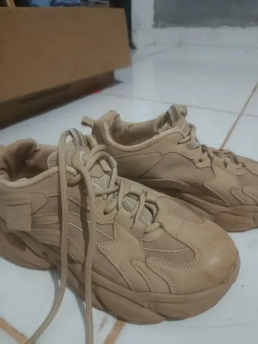 Tênis feminino