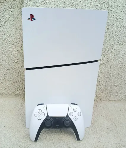 Playstation 5 Slim 1TB (PS5 Slim) Troco apenas pos PS5 Fat com leitor.