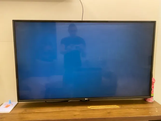 TV LG 49 Polegadas para retirada de peças 