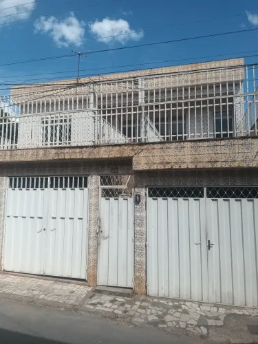 Casa 3 quartos , 1 vaga , bairro Dom Cabral, BH