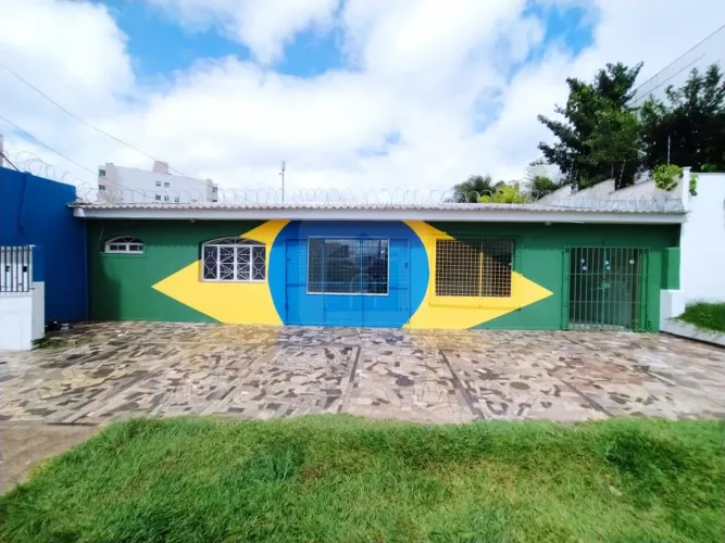 Casa comercial para Locação no bairro Cazeca