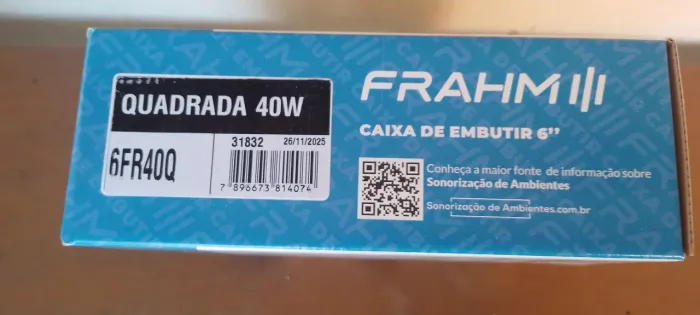 Arandela frahm 40 w quadrada