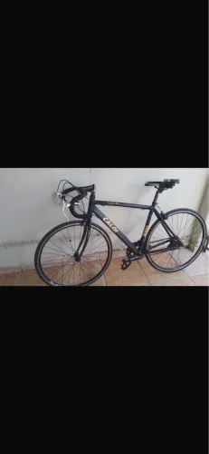 mountain bike caloi speed Peças shimano e pronta.