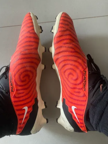 Chuteira Nike Pro Phantom