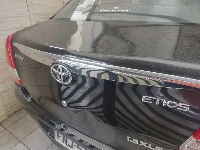 Toyota Etios XLS Sedan 1.5 Flex 16V 4P Mec. 2014