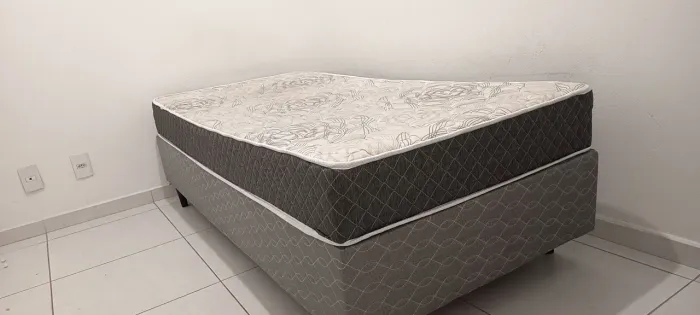 Cama solteiro com box