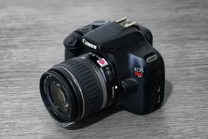 Camera Canon EOS Rebel T5 + Lente 18-55mm II 8 Mil Cliques Com Nota Fiscal C1097