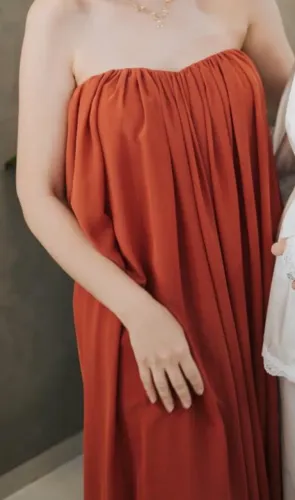 Vestido de festa Koji cor terracota