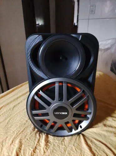 Caixinha de som amplificada 300wats