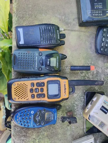 4 rádios Motorola talkabout baofeng