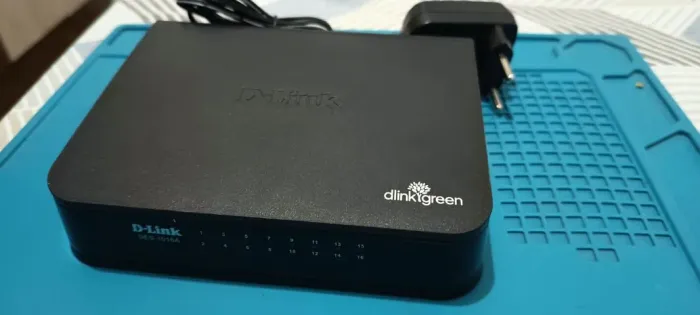 Switch D-Link DES-1016A 16 portas 10/100 Mbps
